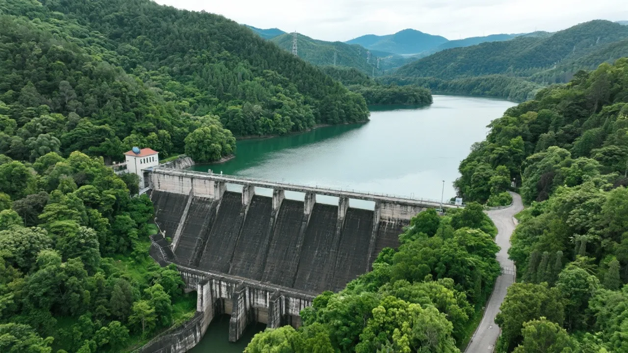 Exploring the Salsify Dam Infrastructure