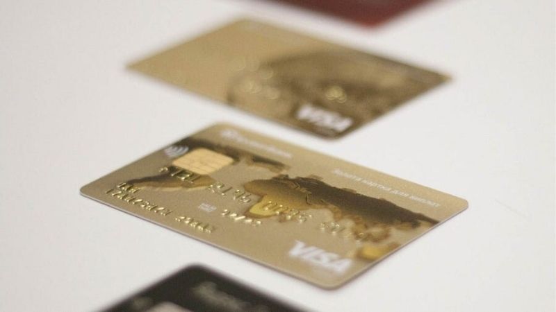 Types of Credit Cards: Choosing the Right One for You