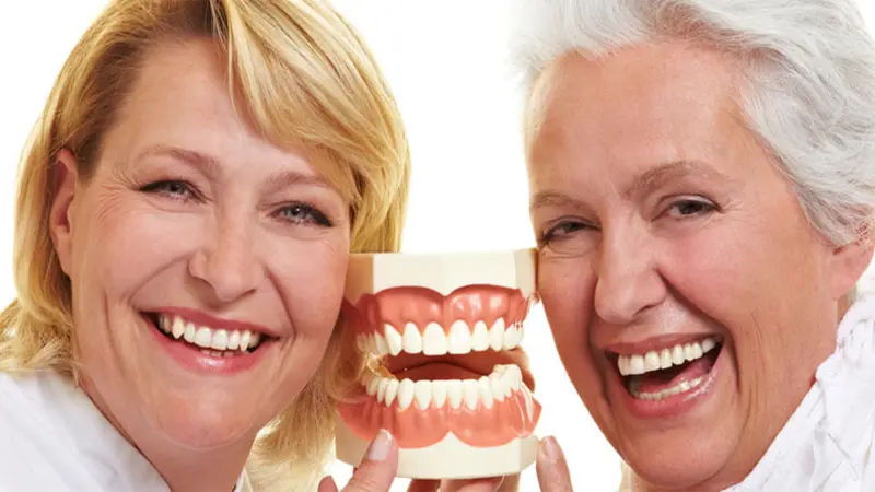 Seniors' Dental Implants: A Guide to Affordable Options